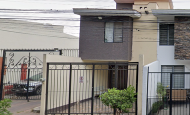VENTA DE CASA EN GUADALAJARA COLONIA JARDINES DE SAN JOSE
