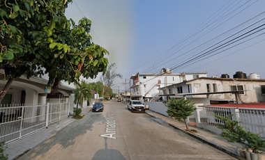 CASA ECONOMICA EN VENTA – GRAN OPORTUNIDAD DE INVERSIÓN - (REMATE) – Amado Nervo 417, Parcela 14, 93250 Poza Rica de Hidalgo, Ver.