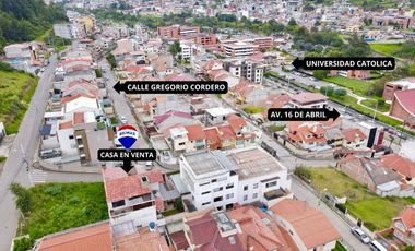 En Venta Casa a 2 cuadras de la Universidad Católica de Azogues