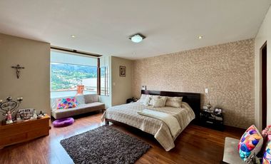 En Venta Casa a 2 cuadras de la Universidad Católica de Azogues