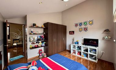 En Venta Casa a 2 cuadras de la Universidad Católica de Azogues