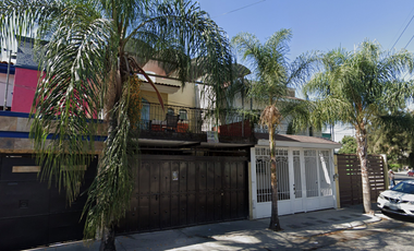 VENTA DE CASA EN JALISCO COLONIA LAGOS DE ORIENTE