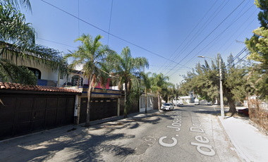 VENTA DE CASA EN JALISCO COLONIA LAGOS DE ORIENTE