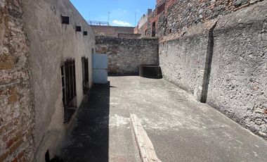 Casona con 4 Locales en Venta Ubicada en el Centro de Puebla