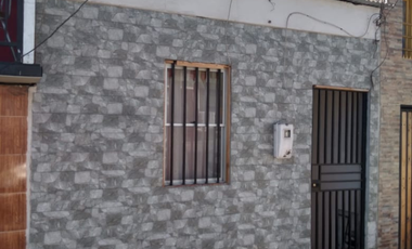 En venta Casa en Calle Sotomayor, Iquique – Ideal para Residencial o Inversión