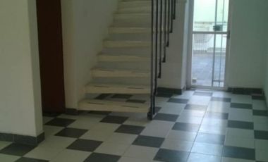 RENTO CASA AMPLIA Y SUPER UBICADA