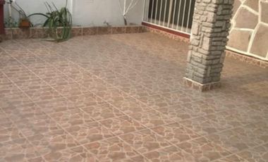RENTO CASA AMPLIA Y SUPER UBICADA