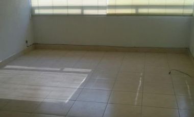 RENTO CASA AMPLIA Y SUPER UBICADA