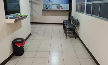 L37  - Alquiler Locales Comerciales en Portoviejo - Manabí