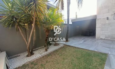 SE VENDE CASA EN COMPUERTAS DEL CAMPESTRE