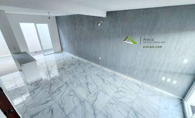 Amplia Vivienda Residencial en Clúster con Alberca