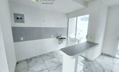 Amplia Vivienda Residencial en Clúster con Alberca