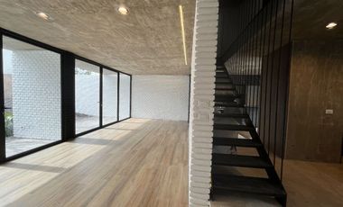 Casa de diseño único en ZIBATA Querétaro: lujo, confort y mobiliario hecho a medida. ¡Agenda tu visita !