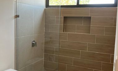 CASA EN VENTA EN PRIVADA INARA CHOLUL MÉRIDA