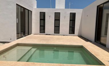 CASA EN VENTA EN PRIVADA INARA CHOLUL MÉRIDA