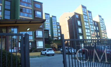 Departamento en Isla Teja, condominio Los Robles 1100