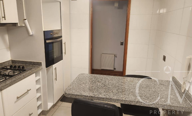 Departamento en Isla Teja, condominio Los Robles 1100