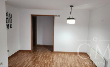 Departamento en Isla Teja, condominio Los Robles 1100