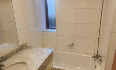 Departamento en Isla Teja, condominio Los Robles 1100