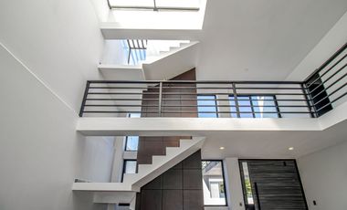 CASA NUEVA AL SUR DE CUERNAVACA, BURGOS