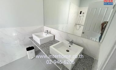 2-storey detached house, 50.3 sq.w., The Heritage Village (Khemis Village), Soi 3, near Phra That Phurithat, Bangkok-Chonburi parallel road, Bangna-Tr