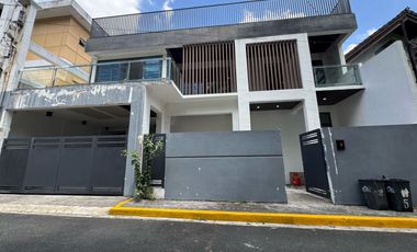 4BR HOUSE & LOT; VILLA KALAYAAN - TAGUIG CITY - FOR SALE