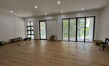 4BR HOUSE & LOT; VILLA KALAYAAN - TAGUIG CITY - FOR SALE