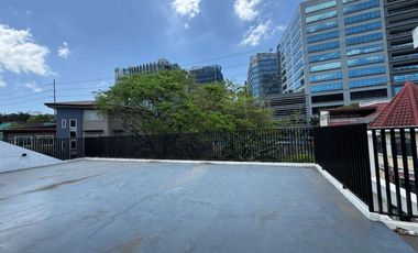 4BR HOUSE & LOT; VILLA KALAYAAN - TAGUIG CITY - FOR SALE