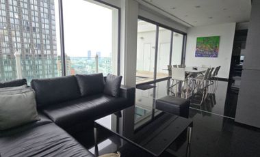Condo for sale Le Raffine Sukhumvit 39, size 3 bedrooms, 4 bathrooms, usable area 392 sq m., Khlong Tan Nuea, Phongwattana, near BTS, with selling pri