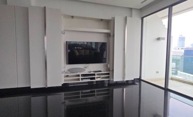 Condo for sale Le Raffine Sukhumvit 39, size 3 bedrooms, 4 bathrooms, usable area 392 sq m., Khlong Tan Nuea, Phongwattana, near BTS, with selling pri