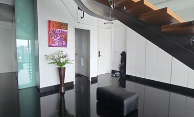 Condo for sale Le Raffine Sukhumvit 39, size 3 bedrooms, 4 bathrooms, usable area 392 sq m., Khlong Tan Nuea, Phongwattana, near BTS, with selling pri