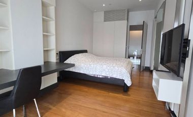 Condo for sale Le Raffine Sukhumvit 39, size 3 bedrooms, 4 bathrooms, usable area 392 sq m., Khlong Tan Nuea, Phongwattana, near BTS, with selling pri