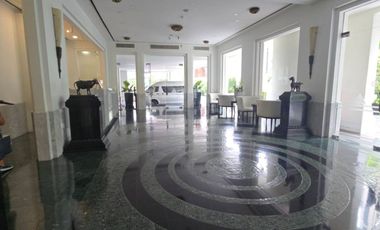 Condo for sale Le Raffine Sukhumvit 39, size 3 bedrooms, 4 bathrooms, usable area 392 sq m., Khlong Tan Nuea, Phongwattana, near BTS, with selling pri