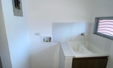 ARRIENDO CASA 4 HABITACIONES EN ENVIGADO