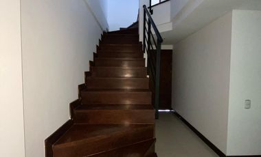 ARRIENDO CASA 4 HABITACIONES EN ENVIGADO