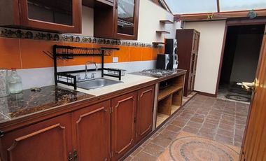 SE ARRIENDA LINDO APARTAMENTO EN EL CENTRO DE LA CIUDAD