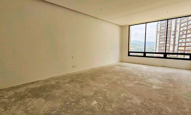 Casa en venta en Bosque Real con amenidades, 3 recámaras