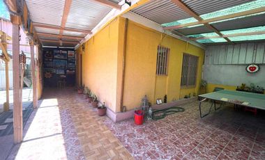 Casa con sitio grande en calama