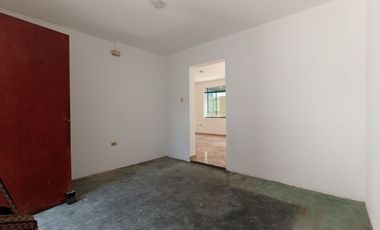 Se Vende Amplia Casa Con Excelente Distribucion
