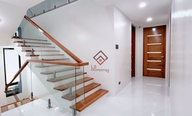 FOR SALE Spacious Brand New 6BR House in Tierra Nueva Village, Alabang, Muntinlupa - SH104