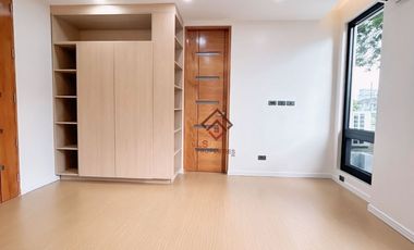 FOR SALE Spacious Brand New 6BR House in Tierra Nueva Village, Alabang, Muntinlupa - SH104