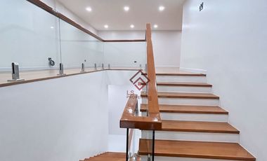 FOR SALE Spacious Brand New 6BR House in Tierra Nueva Village, Alabang, Muntinlupa - SH104