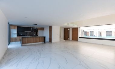 CASA MODERNA CASA DE 5 RECÁMARAS EN LOMAS DE ANGELOPOLIS 3 - ENTREGA INMEDIATA