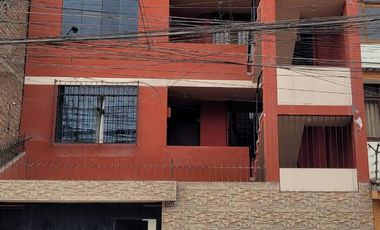 Casa a la Venta en San Juan de Lurigancho - Mangomarca