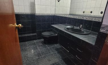 Casa a la Venta en San Juan de Lurigancho - Mangomarca