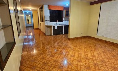Casa a la Venta en San Juan de Lurigancho - Mangomarca