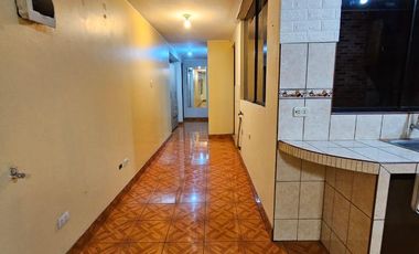 Casa a la Venta en San Juan de Lurigancho - Mangomarca