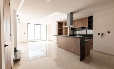 INCREÍBLE CASA DE 4 RECÁMARAS EN LOMAS DE ANGELOPOLIS 3 - ENTREGA INMEDIATA