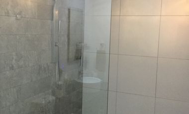 Casa Remodelada  con 6 departamentos en venta Centro Guadalajara