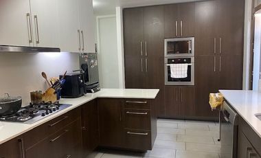Se arrienda casa en Condominio Los Litres